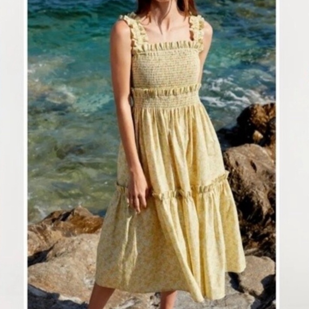 OPT One Pretty Thing Jillian Tiered Floral Smocked Maxi Dress Size XL Green